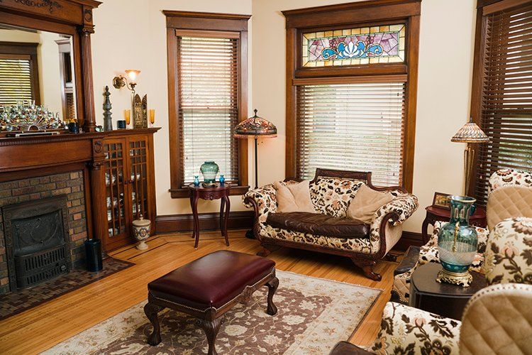 Antique Residential Home — Pontiac, MI — A Affordable Glass & Mirror Co
