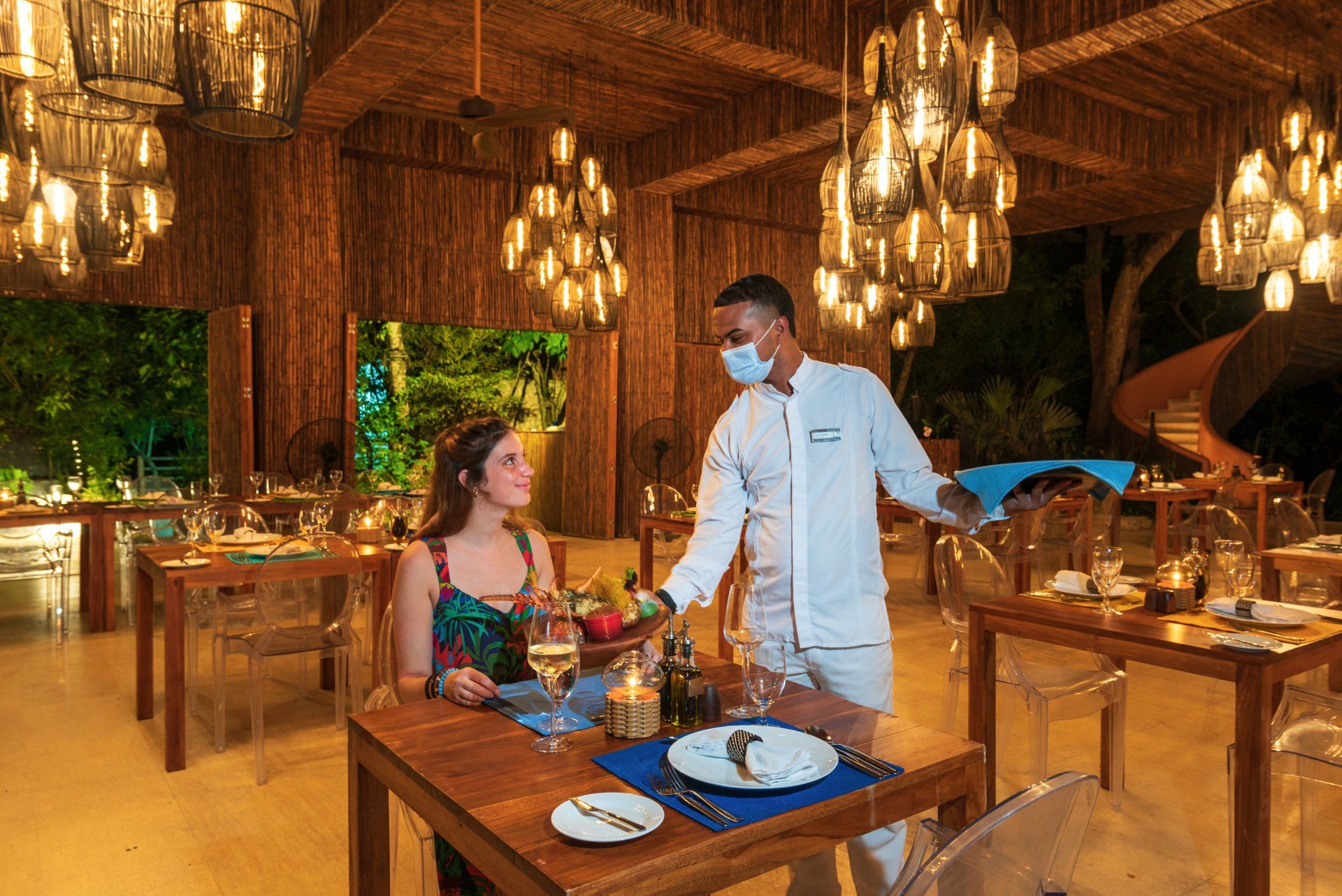 restaurants on baru island las islas hotel