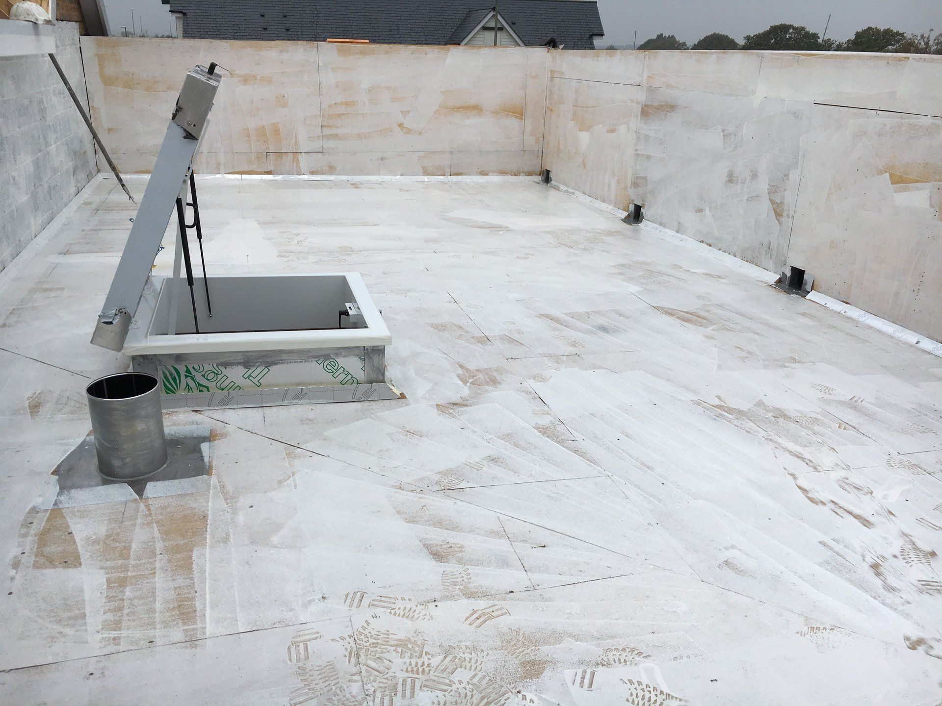 J R Flat Roofing UK Ltd 1