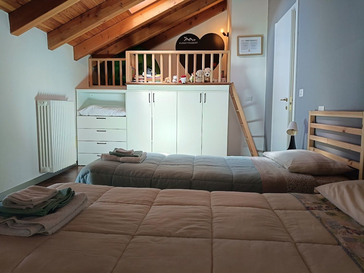 Spazioso appartamento quadrilocale family friendly con area giochi per bambini e ambiente pet friend