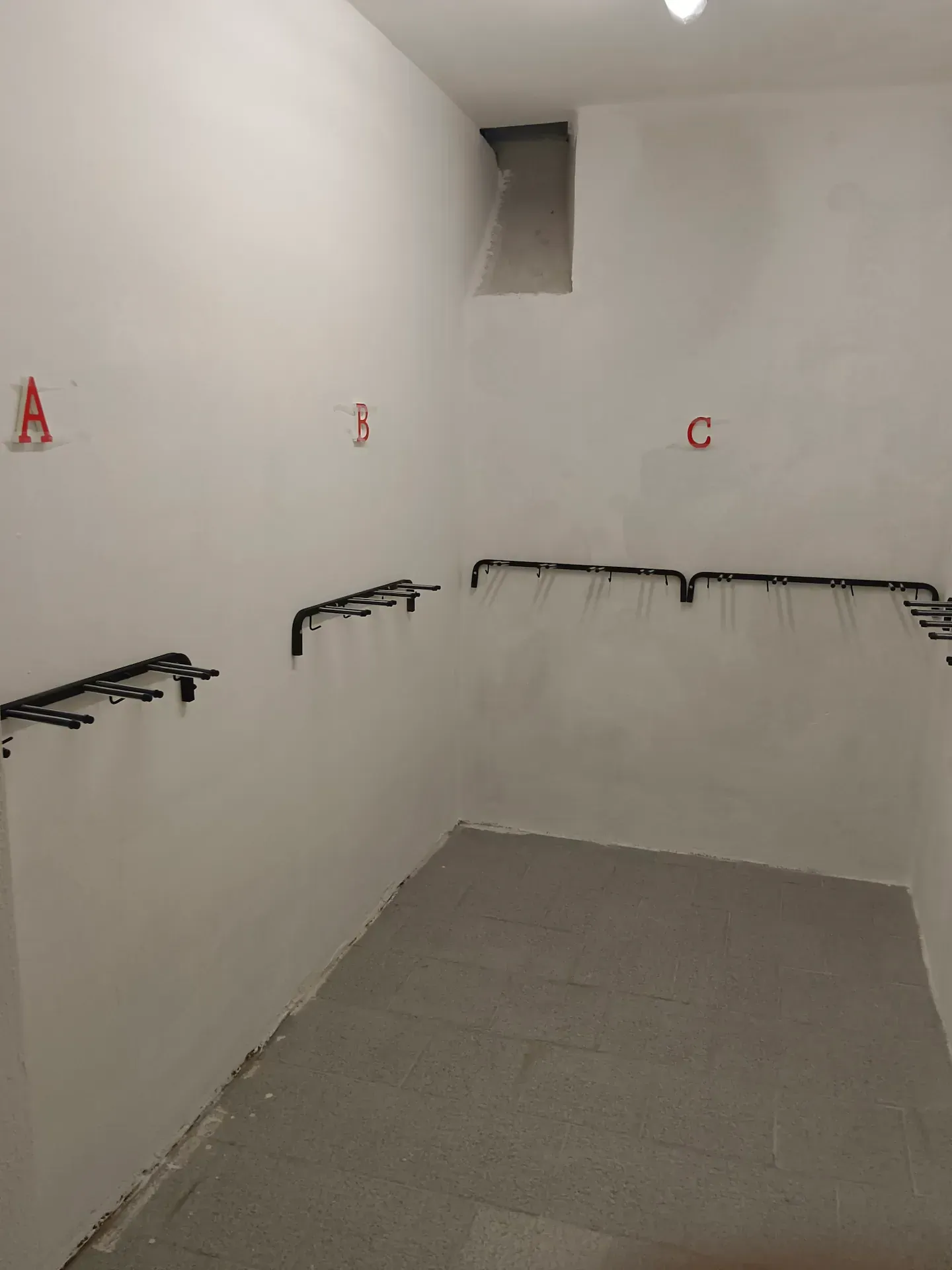 Local privé pour skis et vélos