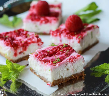 Skinny Raspberry Mojito Cheesecake bars