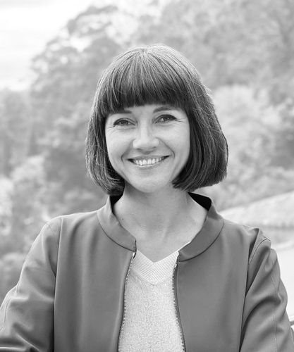 Juliane Cremers is our language talent and takes care of German, English, Dutch and French clients