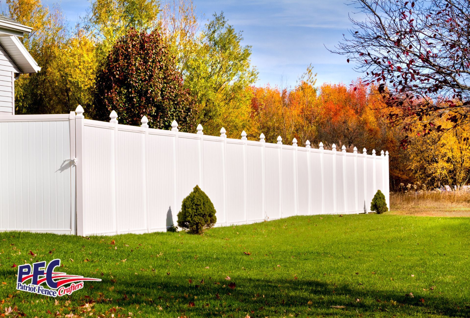 4 Reasons Fall is the Perfect Time to Install A New Fence