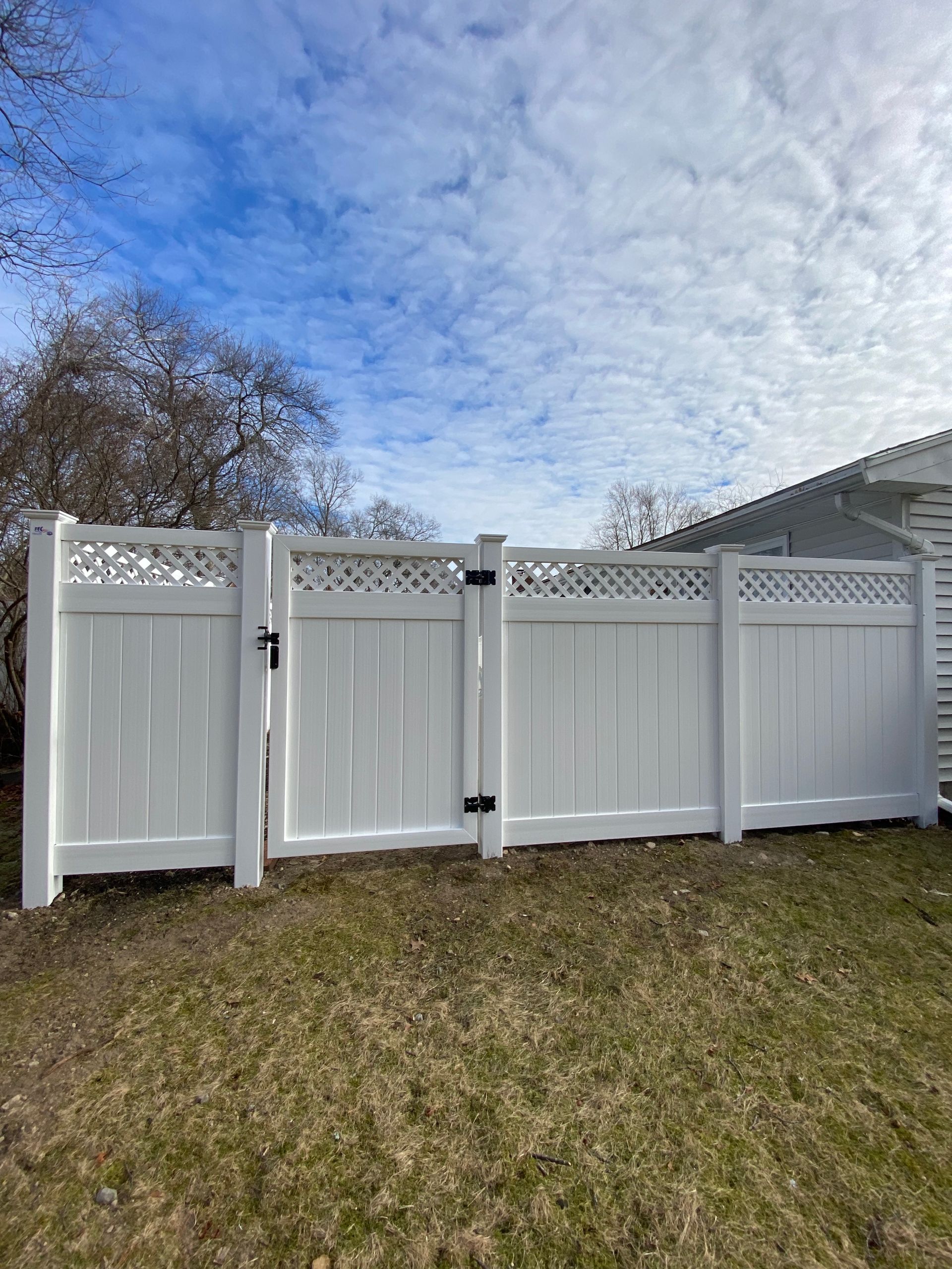 Vinyl Fences | Patriot Fence Crafters In Boston MA