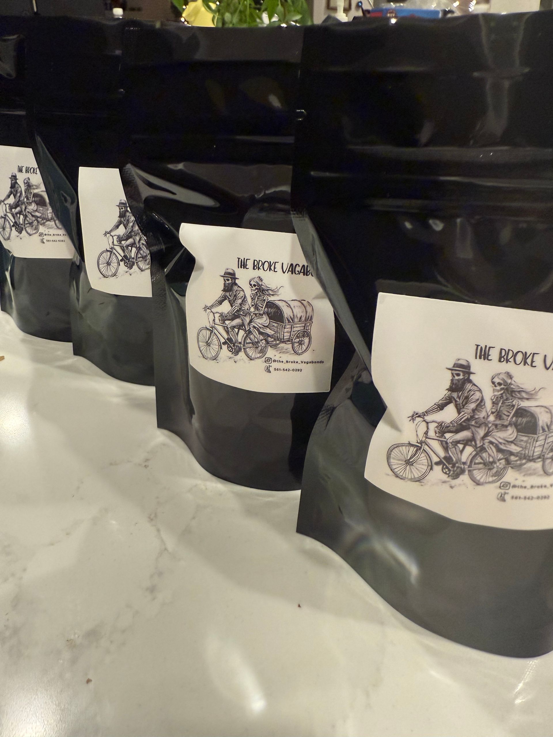 Nut Case  (6 oz nuts)