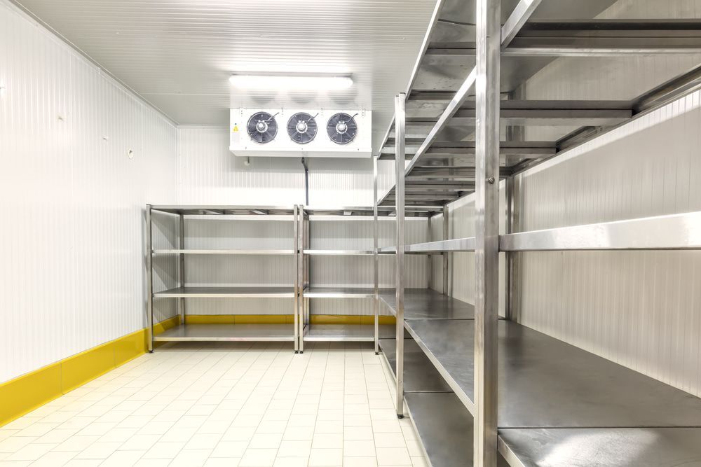 Cold Freezer Refrigerator Room — Oriel Refrigeration and Air Conditioning in Warren, NSW