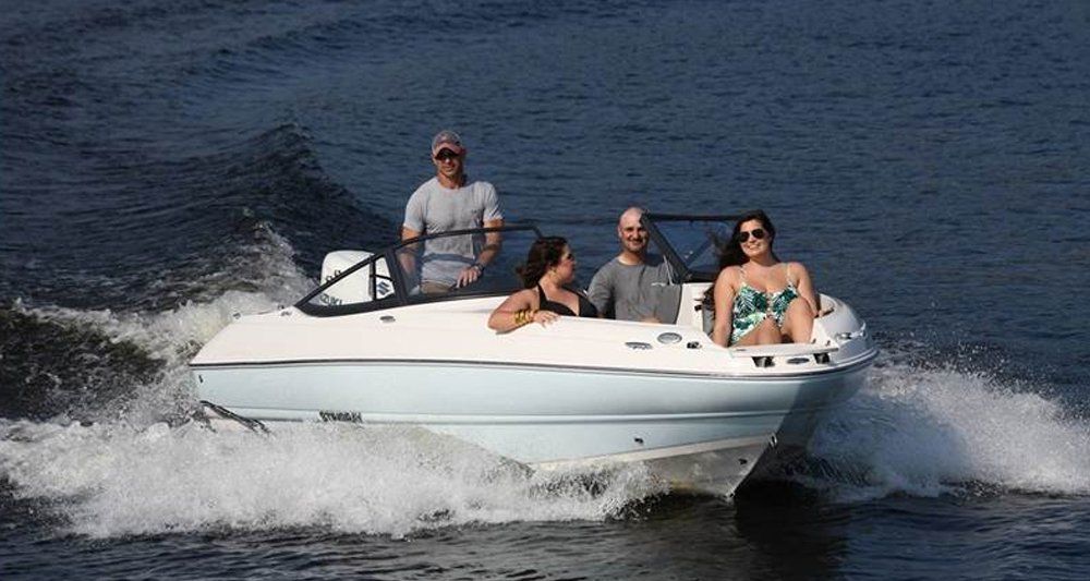 2020 Stingray Boat 204LR — Mahopac, NY — Mahopac Marina