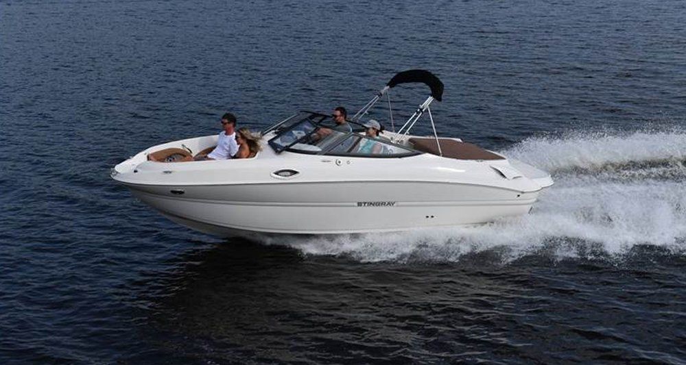 2020 Stingray Boat 215LR — Mahopac, NY — Mahopac Marina