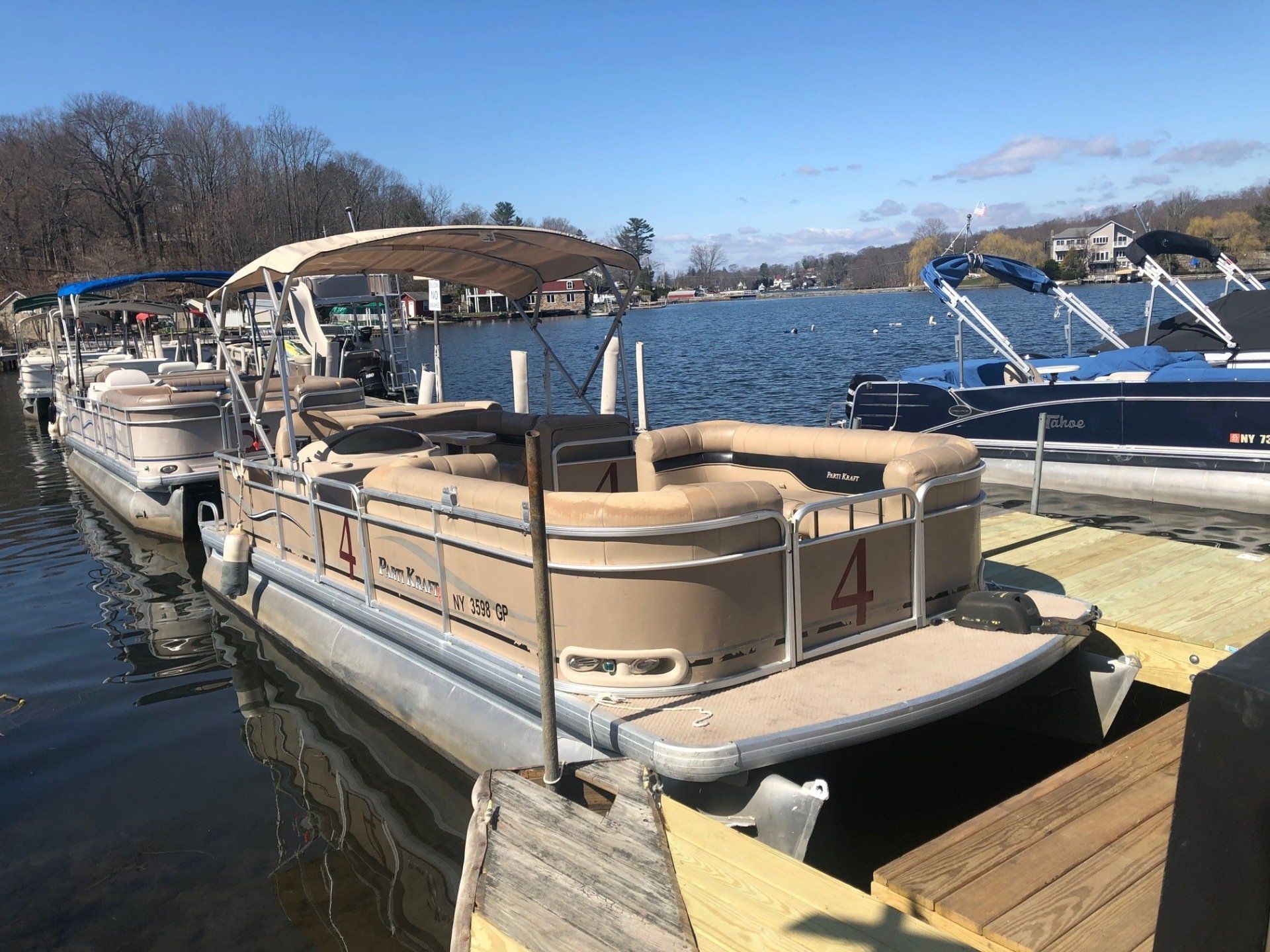 Pontoons for Rent Mahopac, NY Mahopac Marina