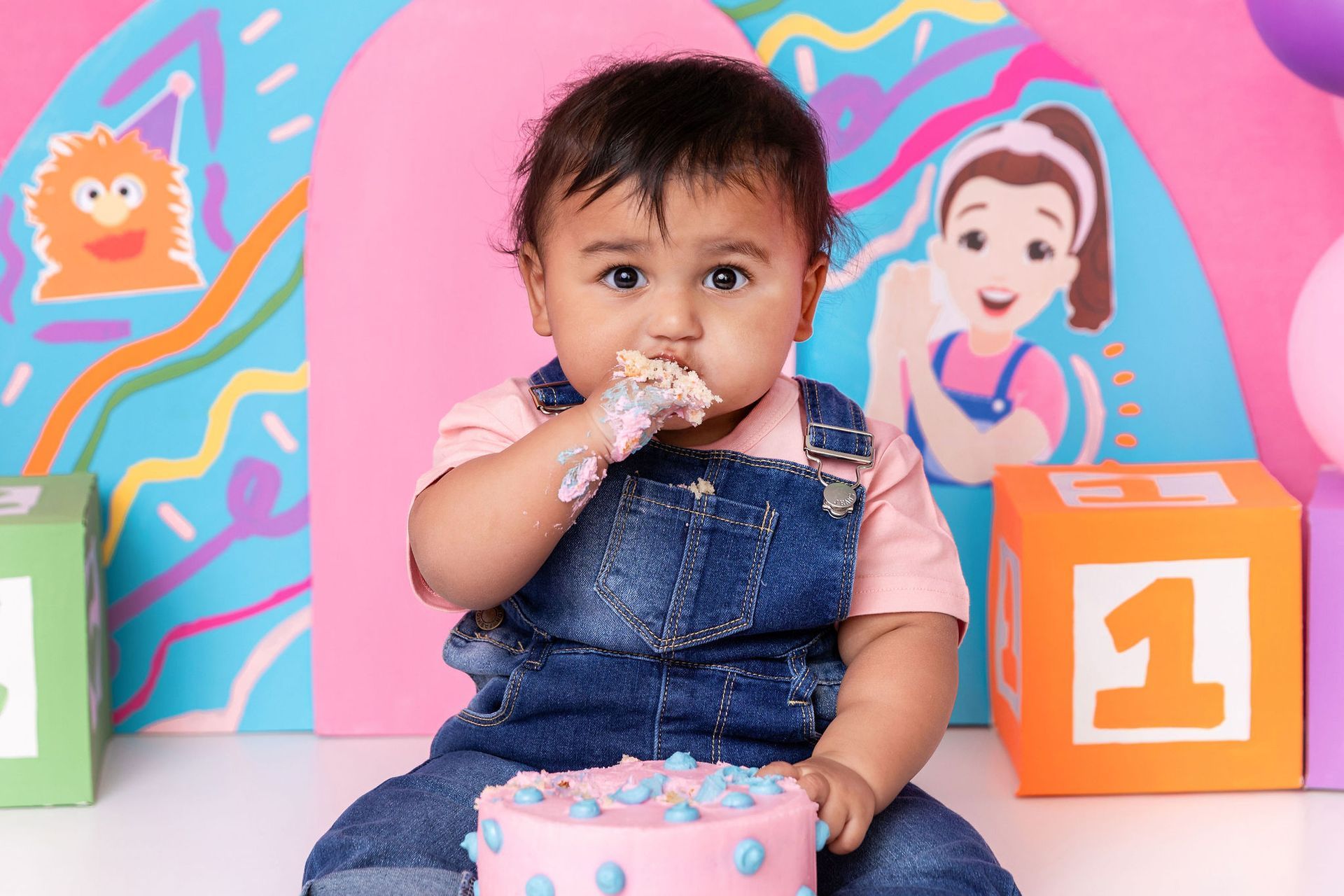 Crystal Justine Photography - Cake Smash photography sessions