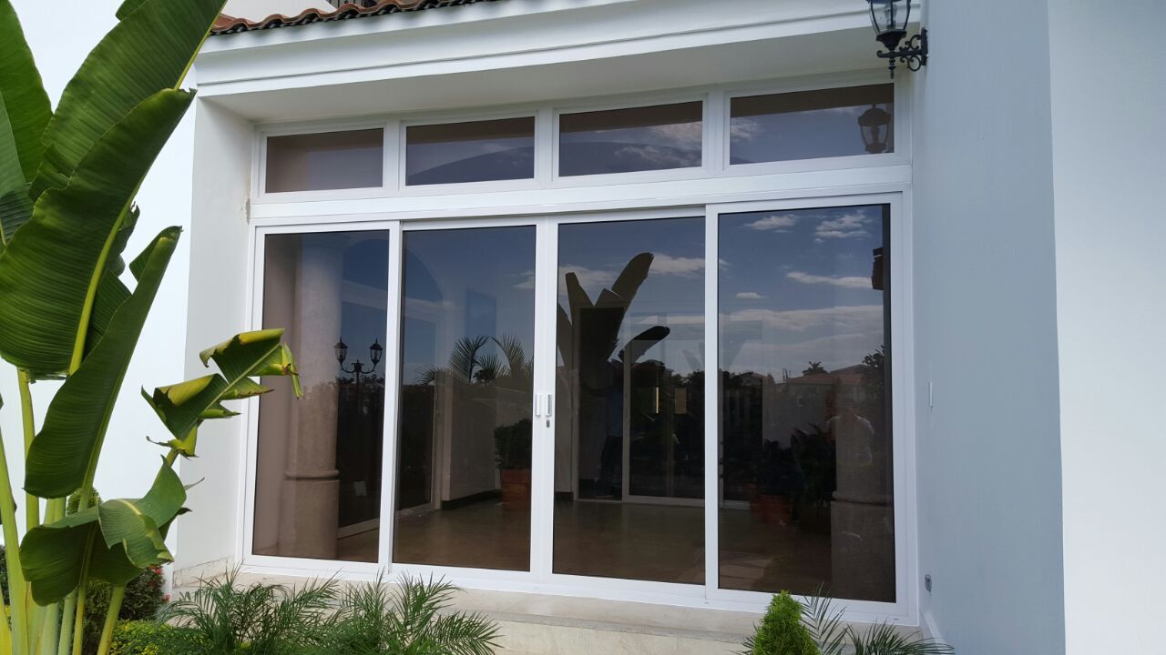 Casa Blue Comercial casa en construcción