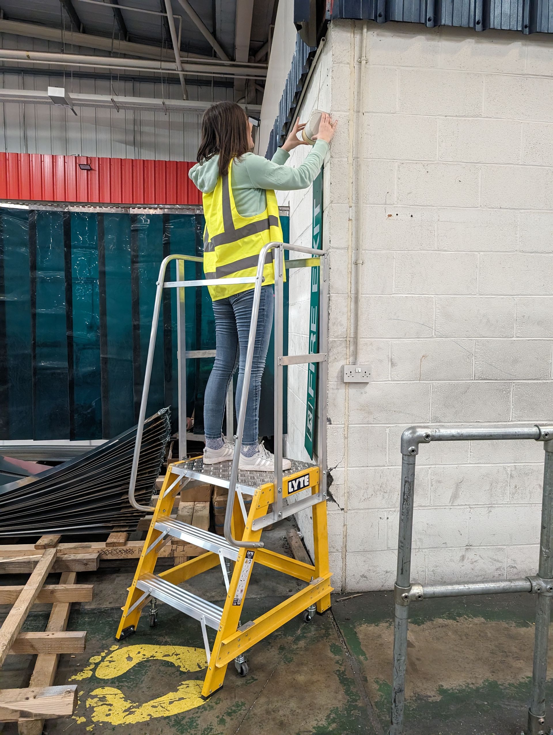 Glassfibre Platform | Lyte Ladders & Towers Limited | UK