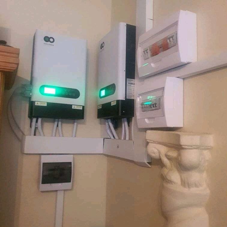 Electrical distribution boards and solar batteries