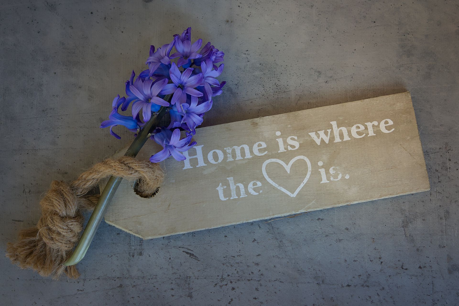 Home is where the heart is and right now its SPRING CLEANING TIME!