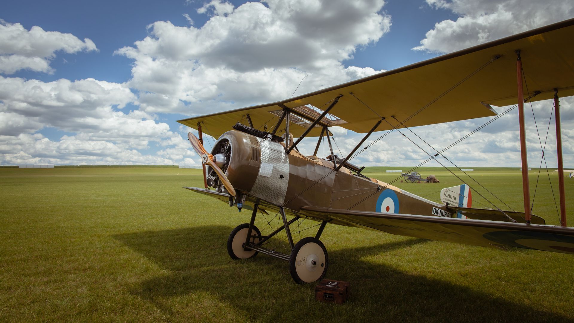 old-propeller-plane