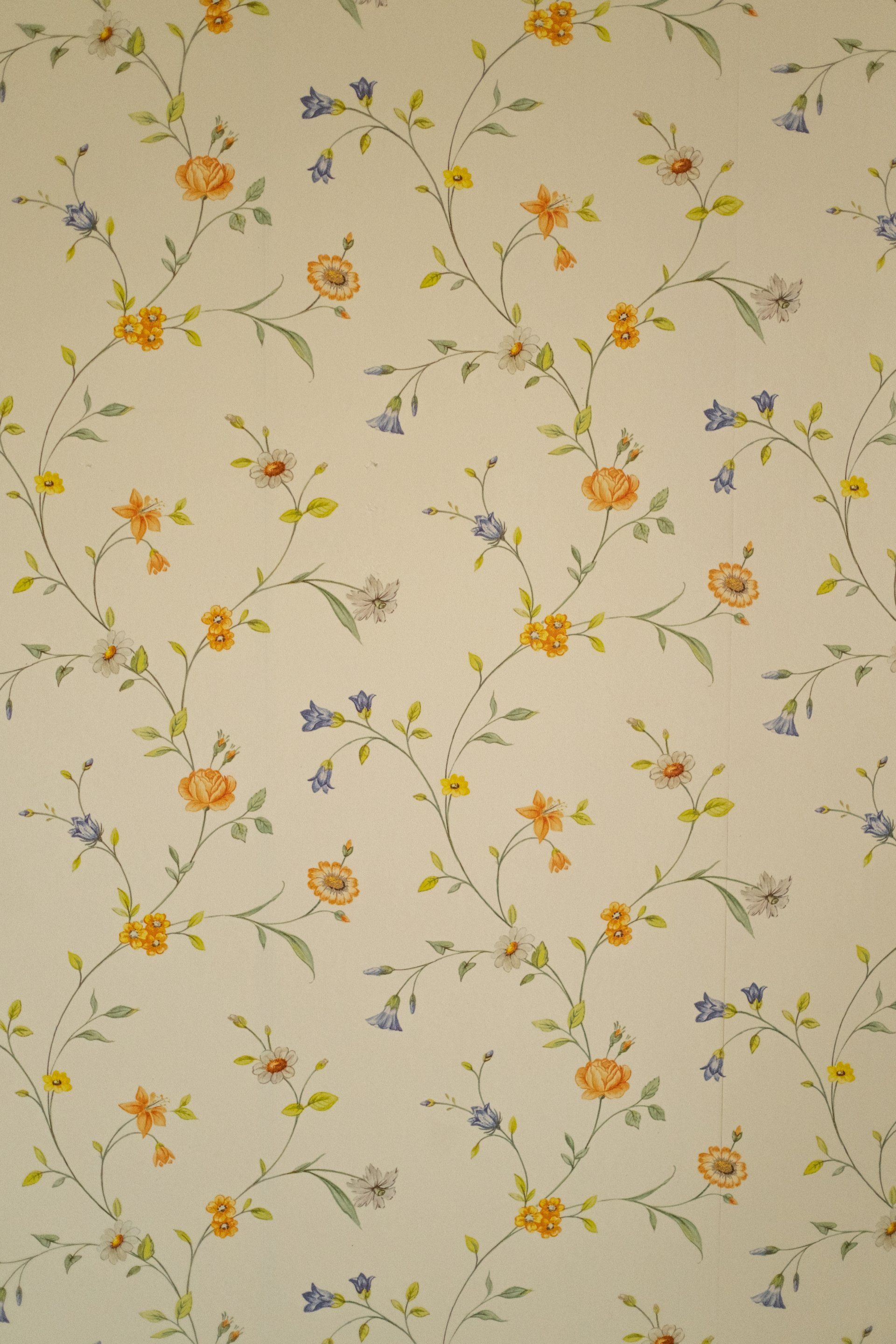 flowery home wallpaper