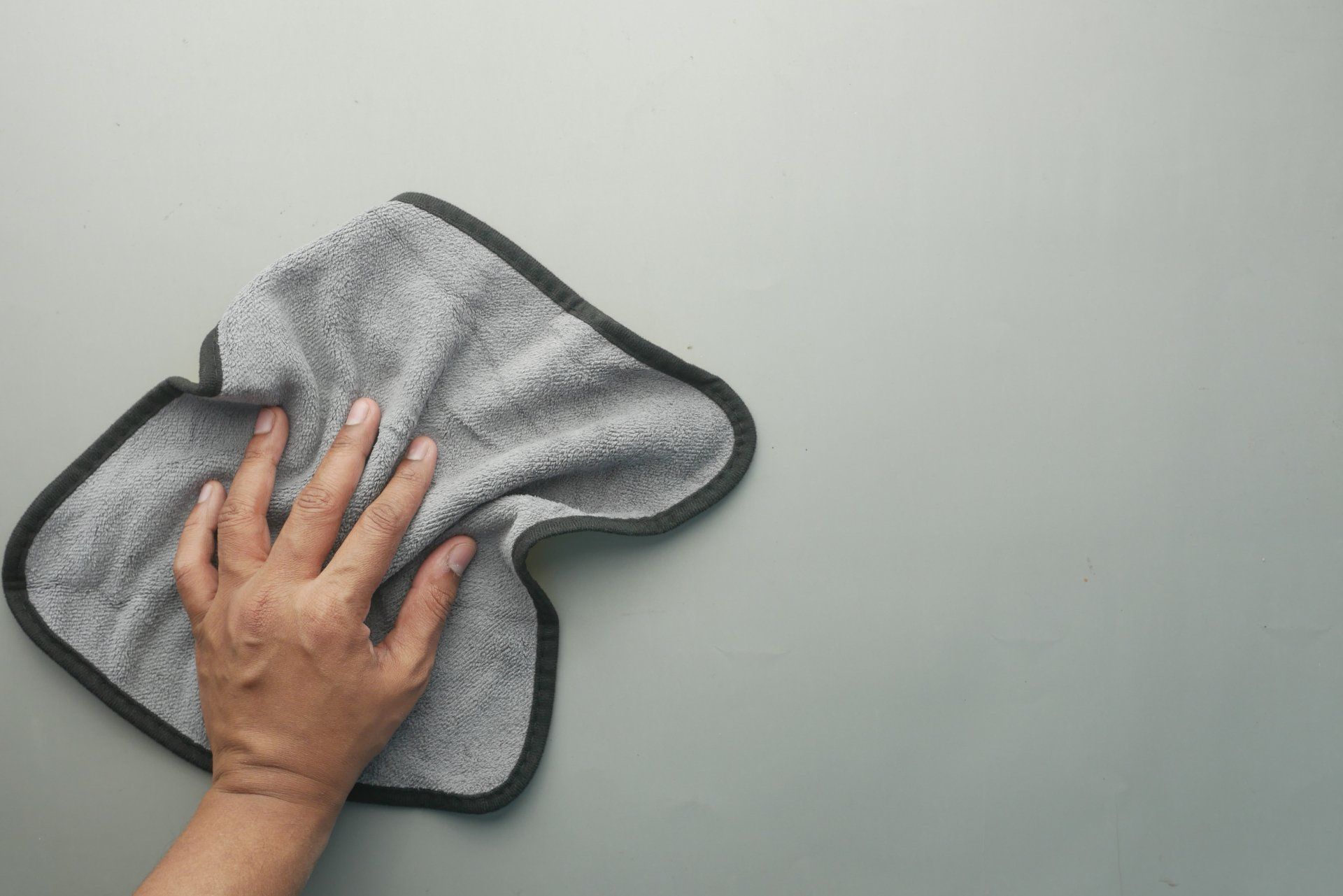 Microfiber Towel Wiping