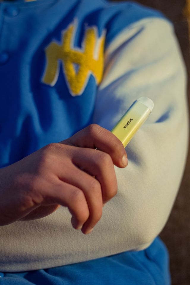 elf bar vape uk The Essential Guide to Recycling Disposable Vapes: How to Properly Dis