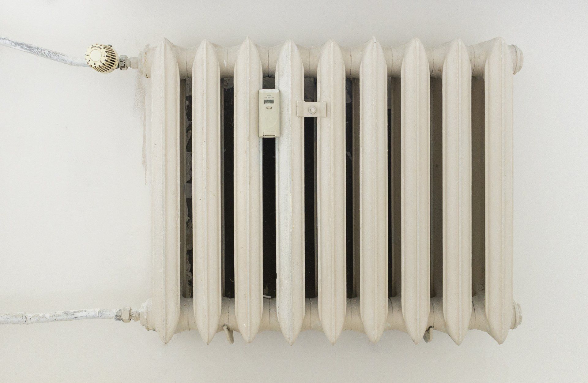 An all-white radiator