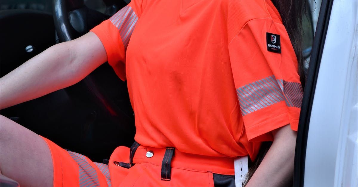 rödorange varselkläder