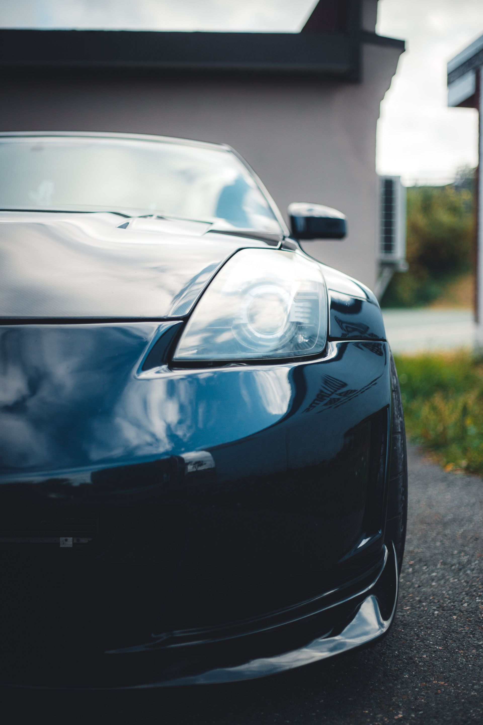 a shiny blue car