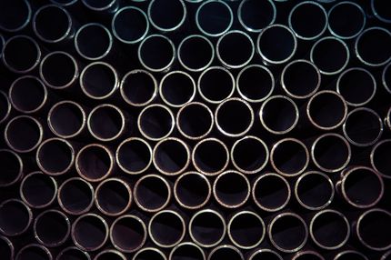Picture of cylinders of metal materials