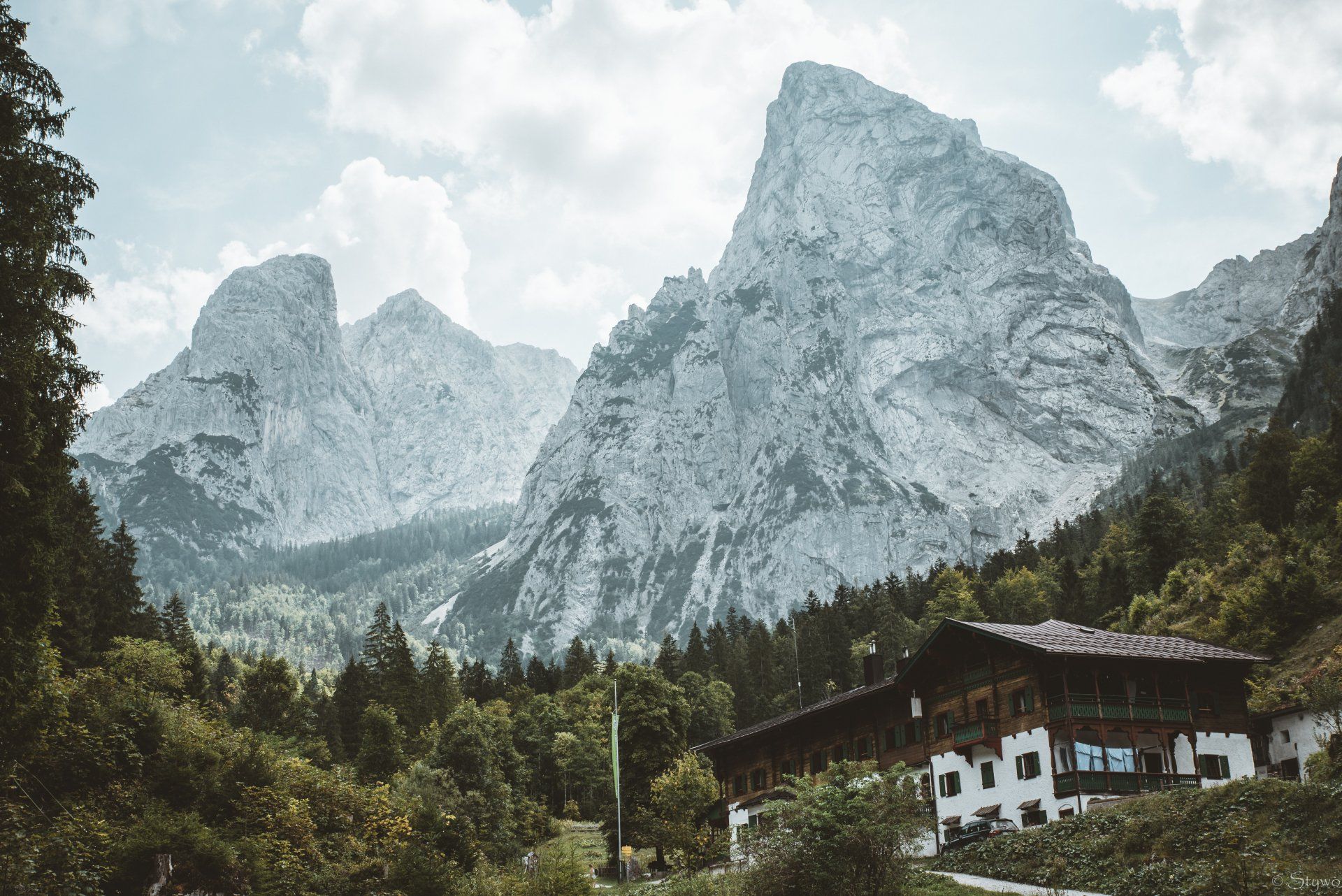 Image of the Tyrol Mountains in Austria