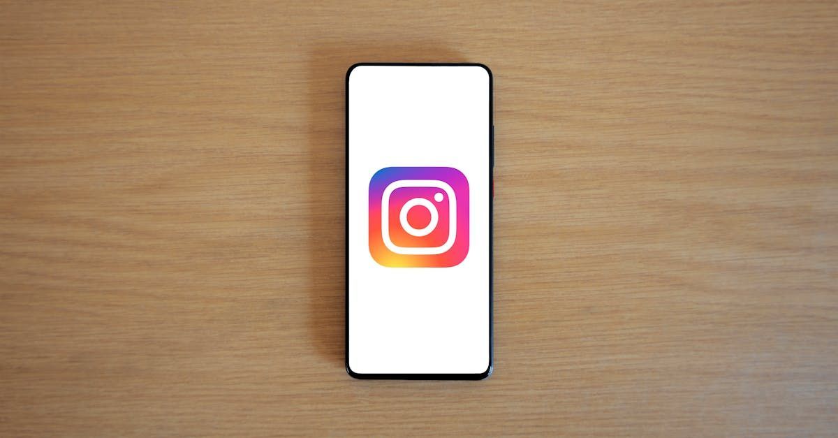 How Augmented Reality Boosts Instagram E-commerce