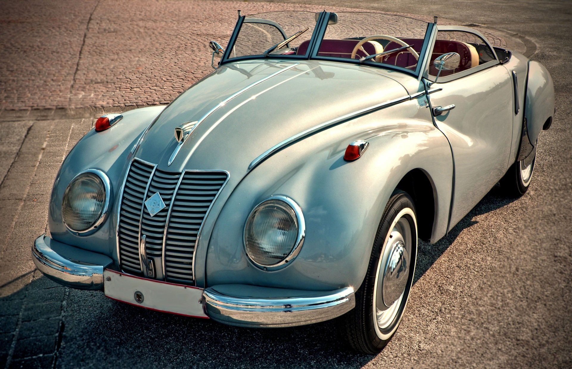 It’s important to be aware of some specific features on the tax system when purchasing a luxury car.