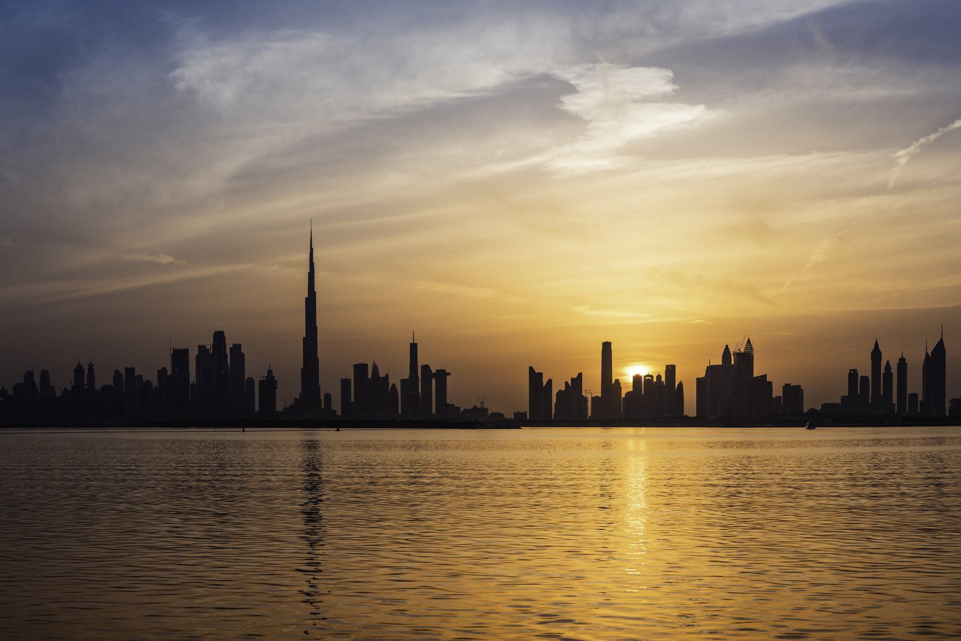 Trust in Dubai, Company in Dubai, Bank account in Dubai