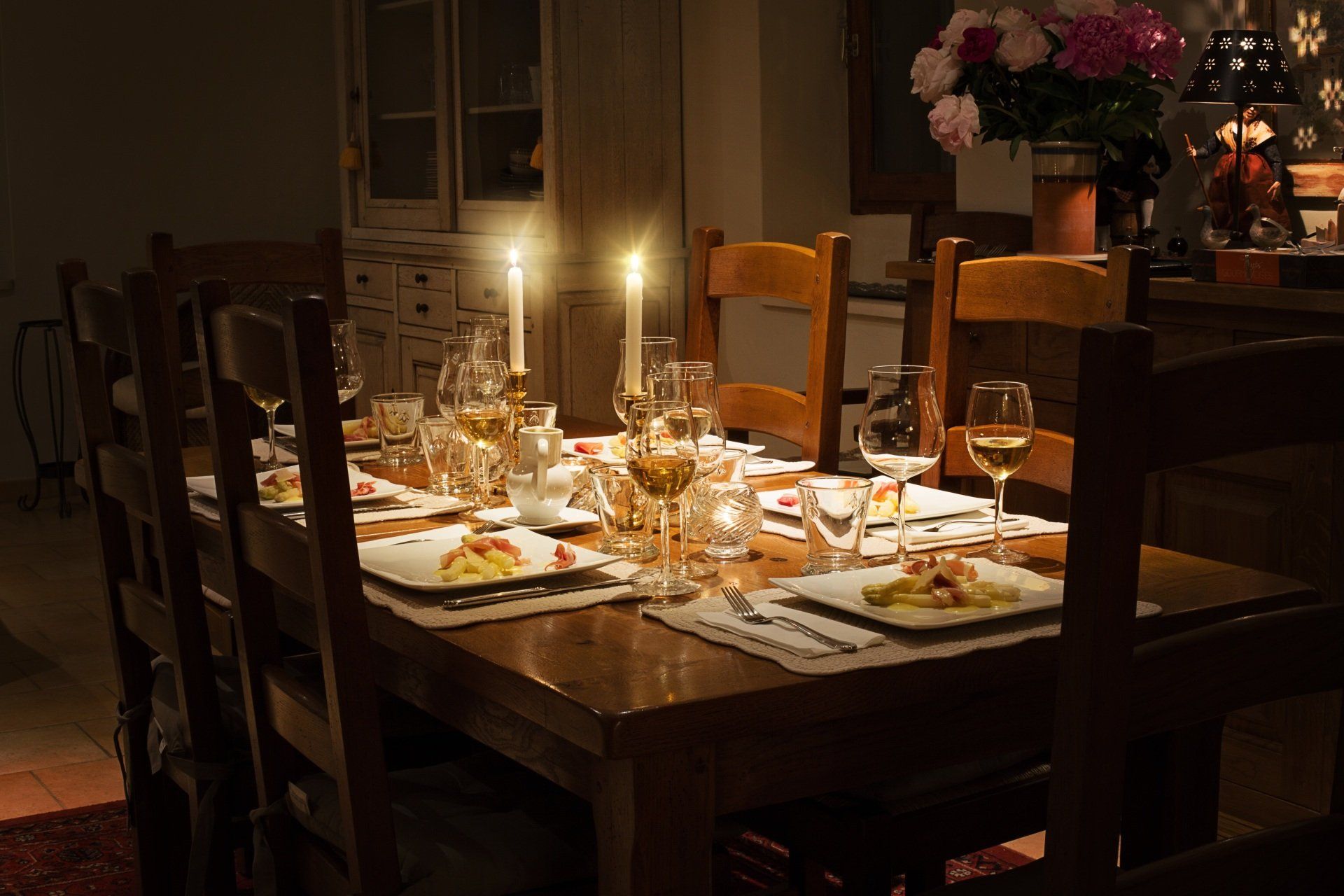 Murder Mystery Dinner Tabletop Design