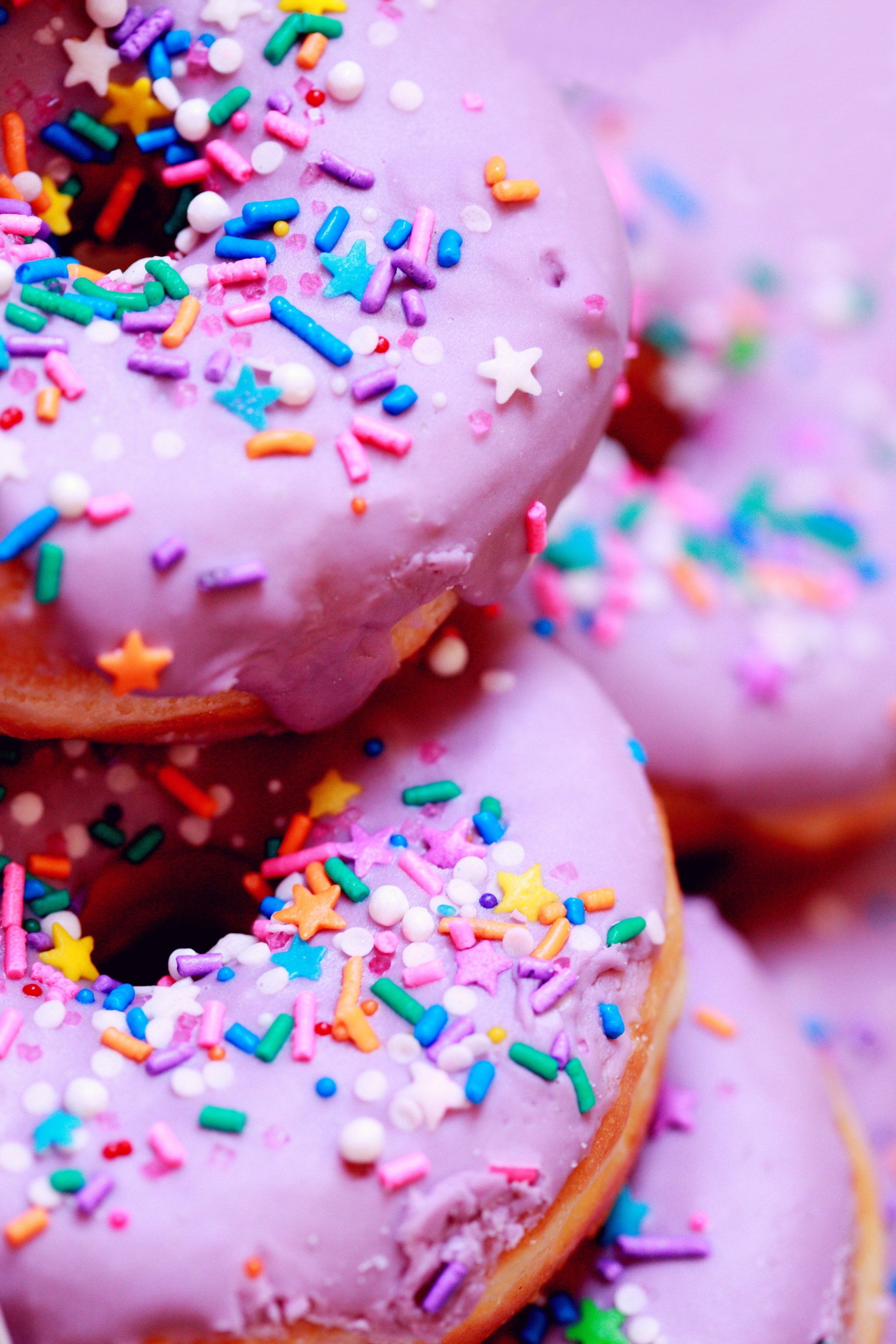 zoomed in picture of donuts with sprinkles - food to avoid with dentures