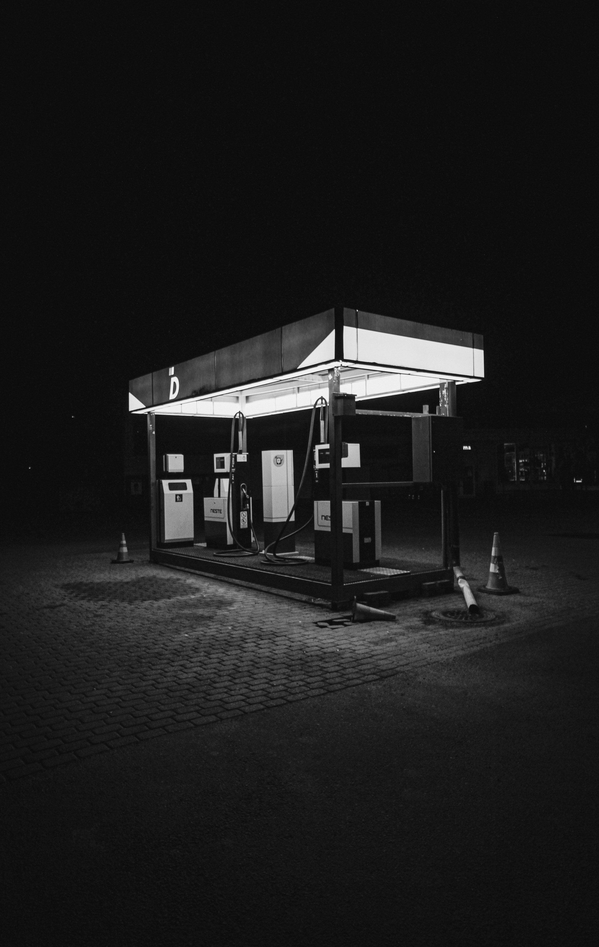 peetrol, benzine, gas, pricing, prices, Canada