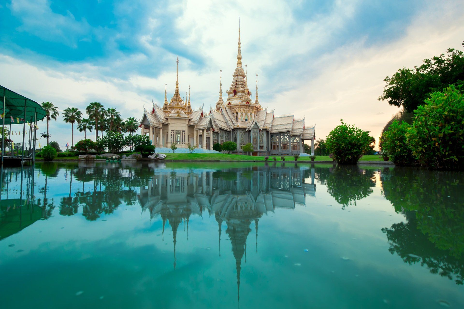 Magnificient Landscape of the Thai Temple in Nakhon Ratchasima or Korat - Adventure Holidays Barter's Travelnet