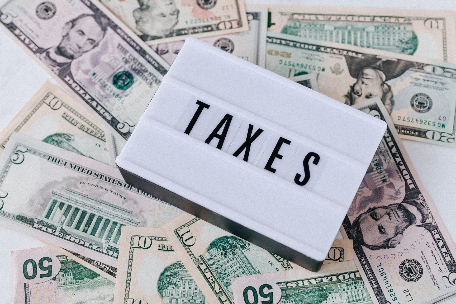 Understanding Tax Implications in a Cash Sale