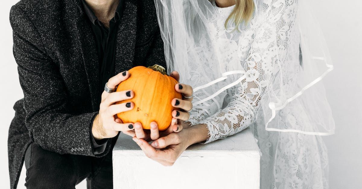 Crafting a Luxury Vegan Wedding for Halloween