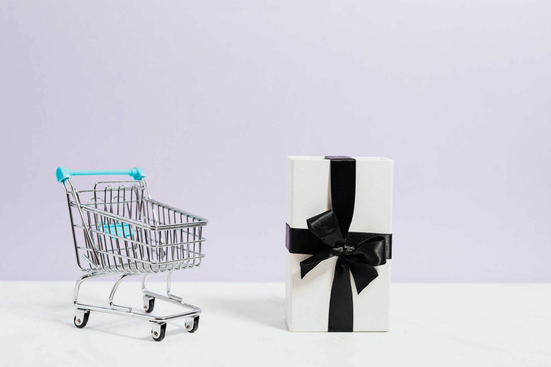 Shopping cart and a gift