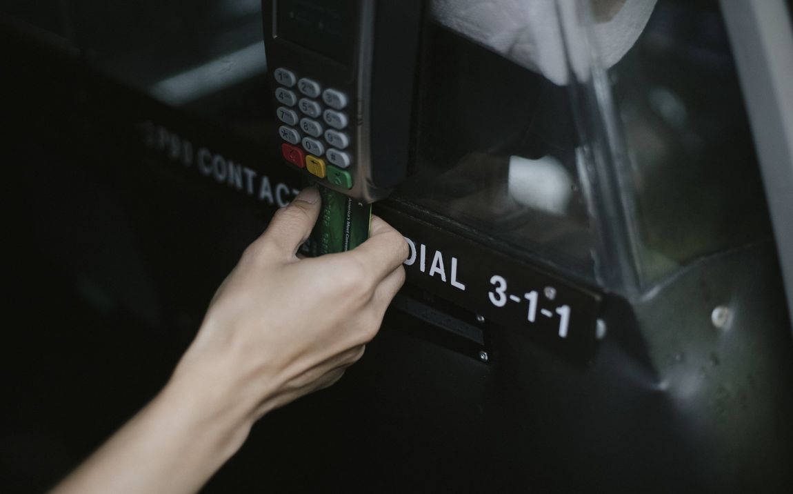 Are there ways for the business to reduce the fees associated with card processing merchants?