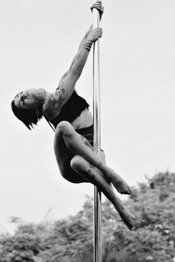 pole dance