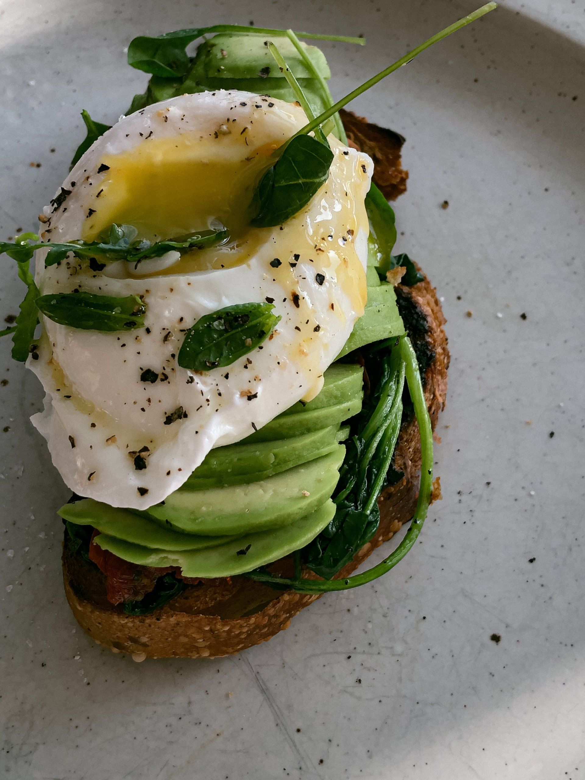 Rosemotivates - Avocado and Egg toast