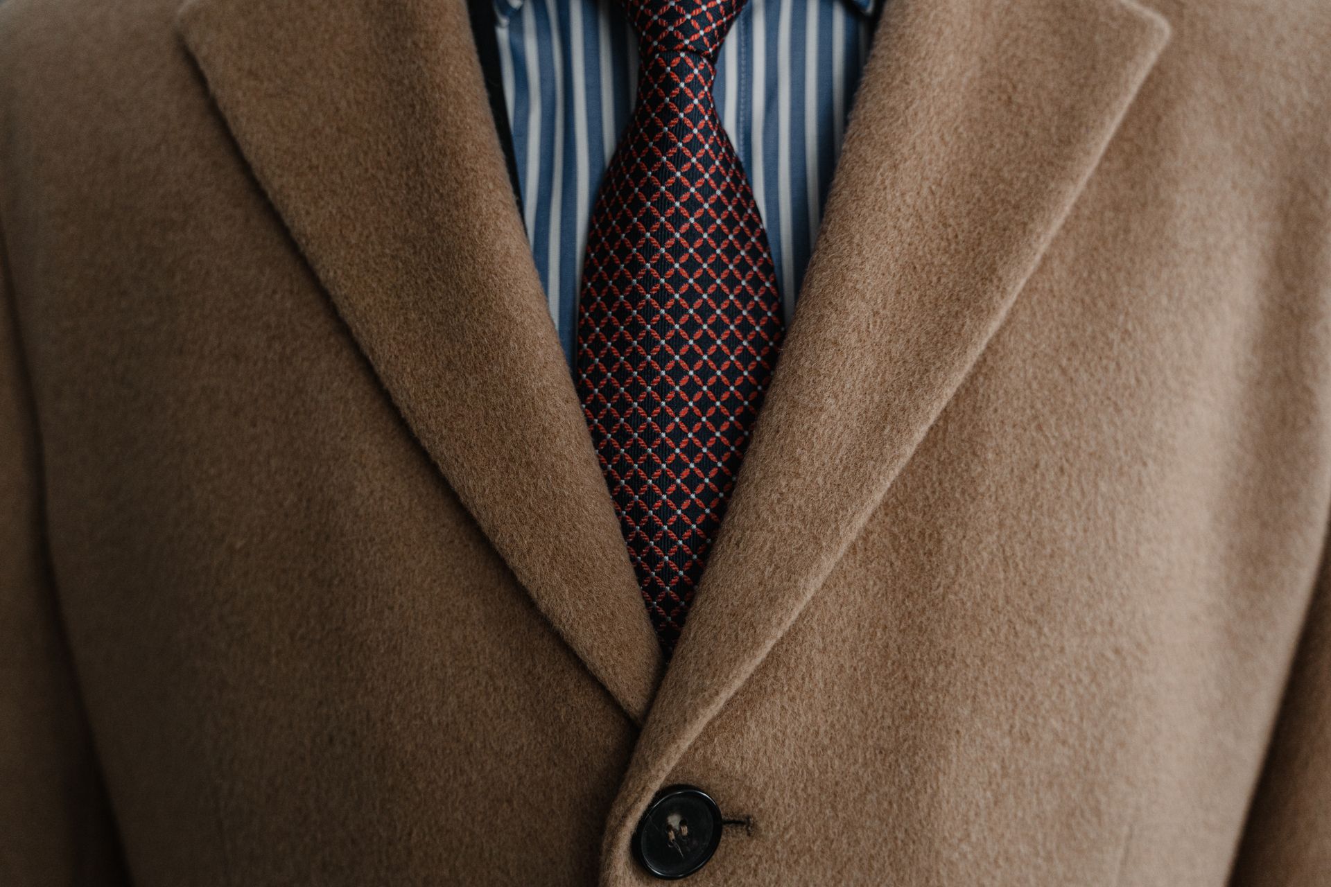 The Benefits of 100% Wool Suiting