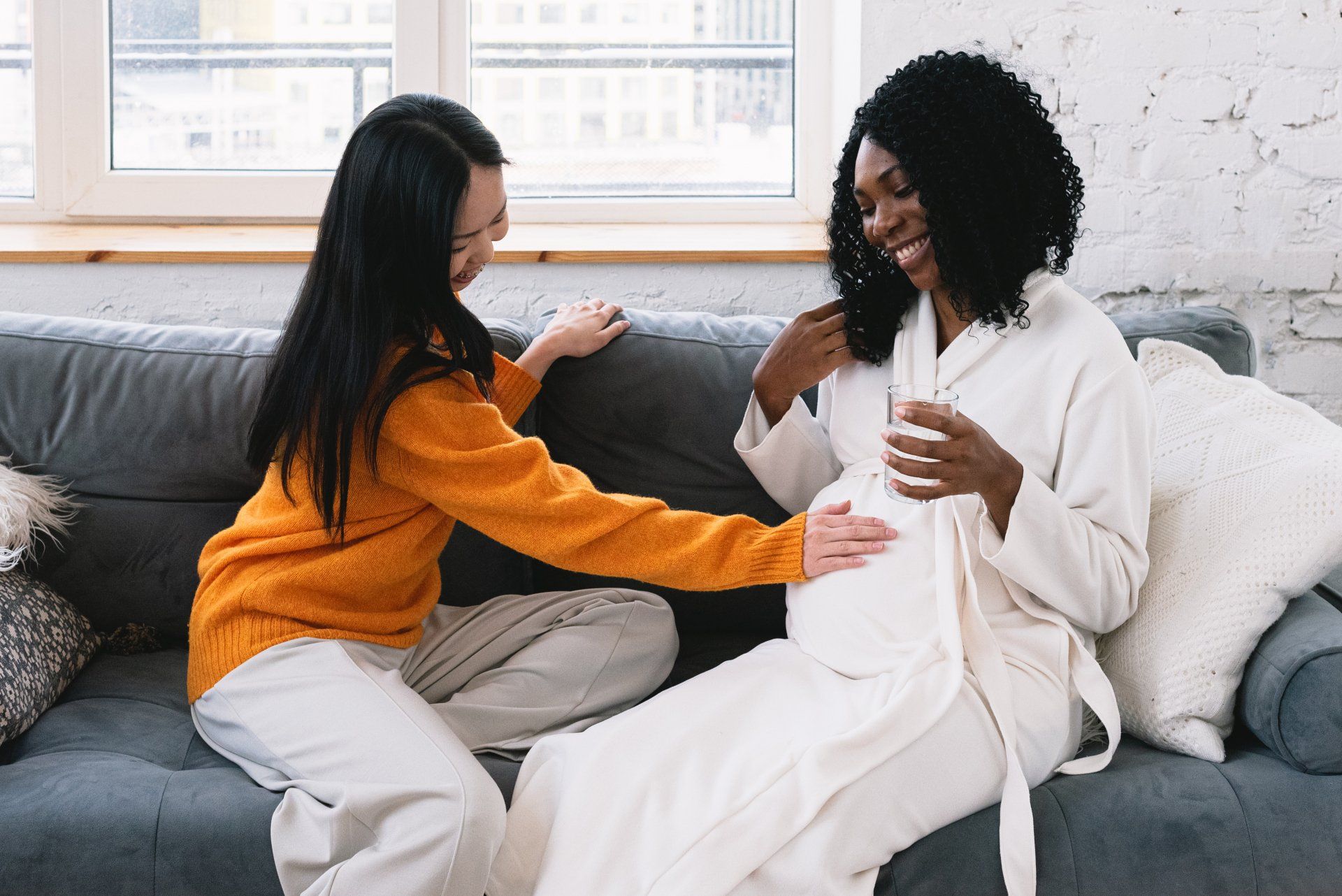 Building a relationship with your home birth midwife