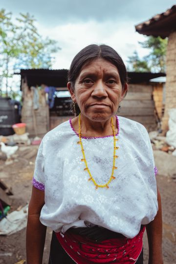 Imigrante vivendo em situação de risco, assistência social