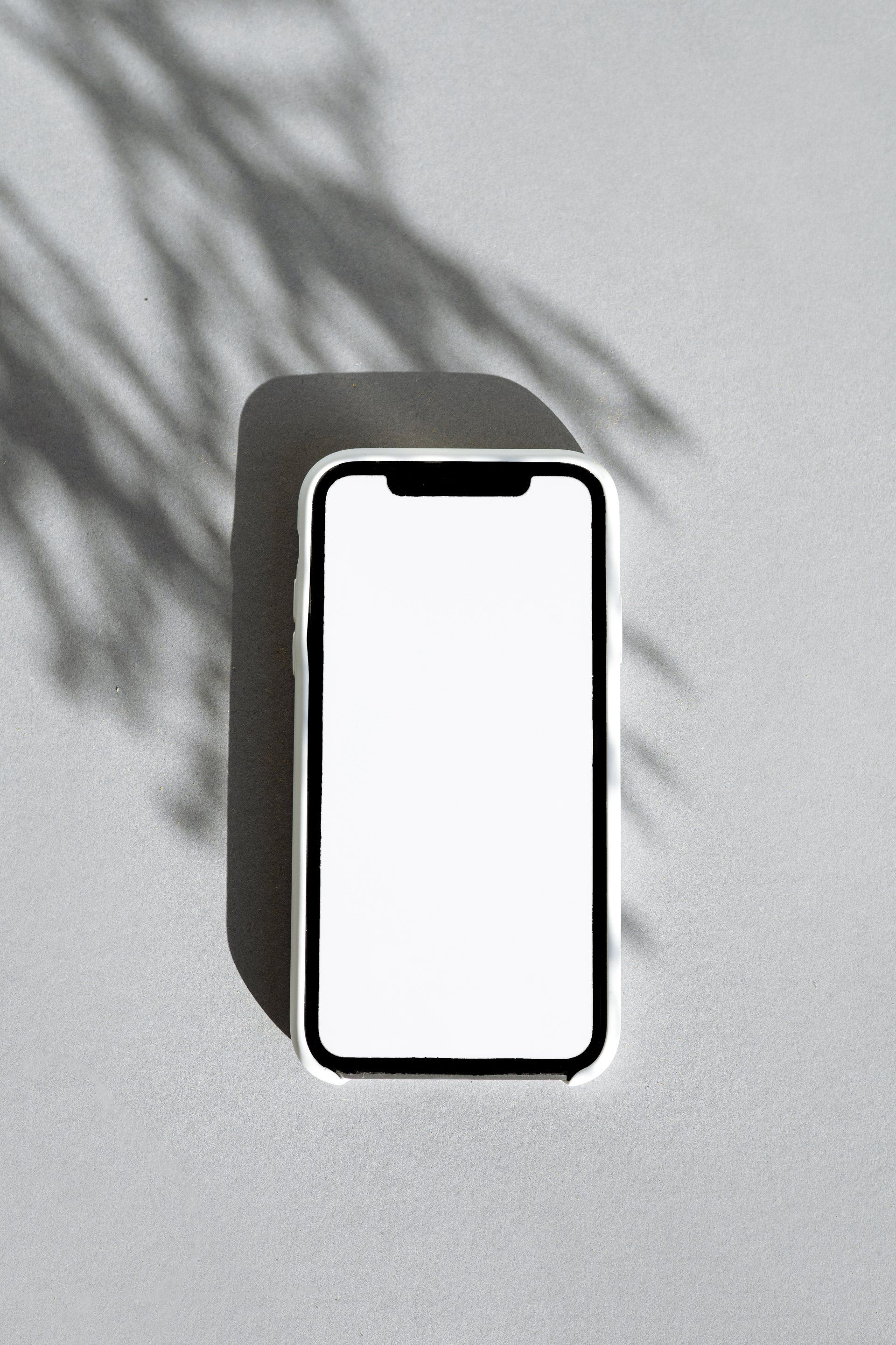 mobile with white screen