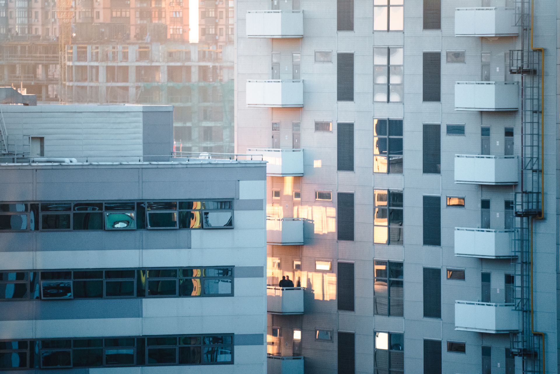 buildings with flat roofs