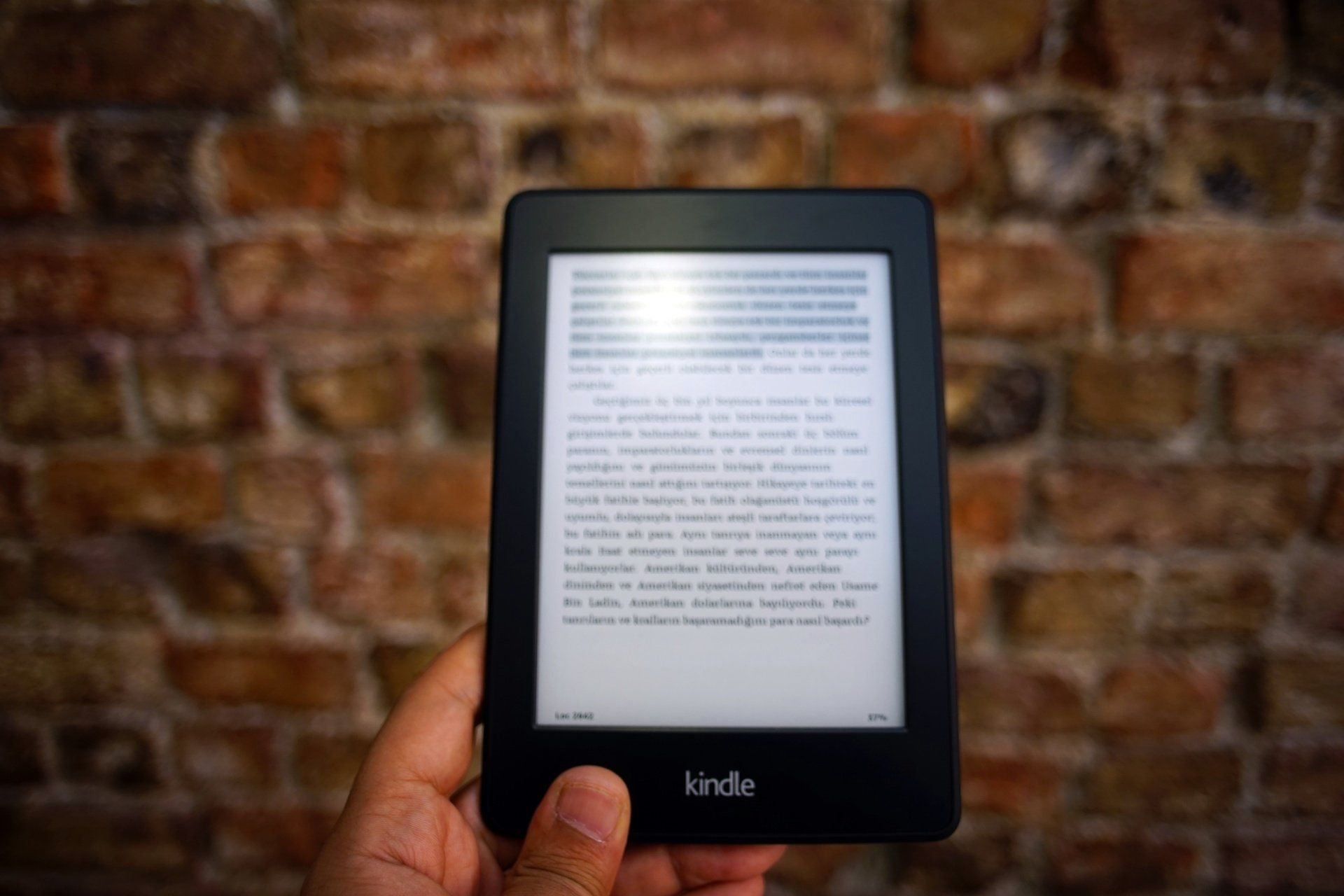 Kindle ou livro físico: qual a melhor escolha para a leitura?