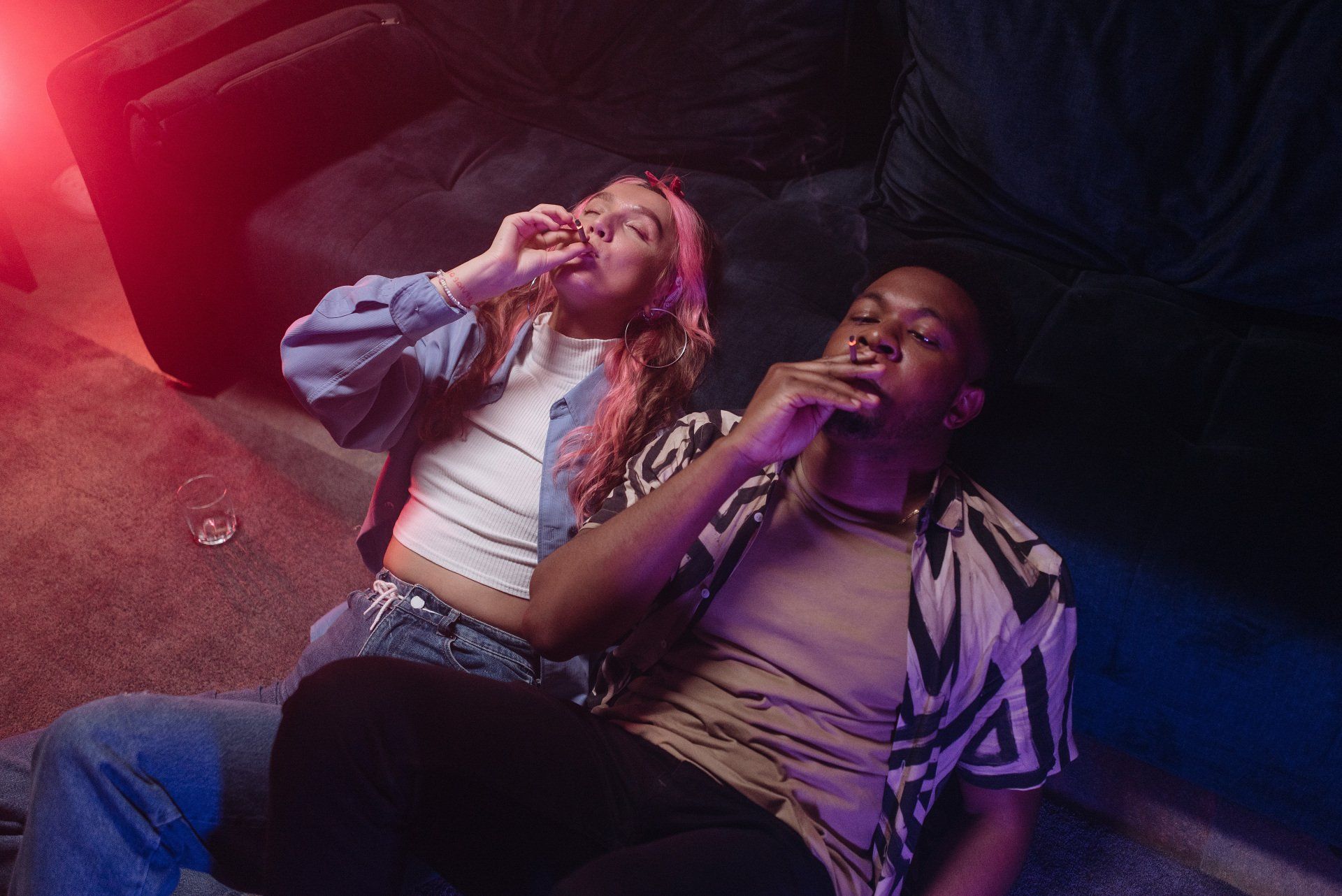 Adolescents smoking cannabis