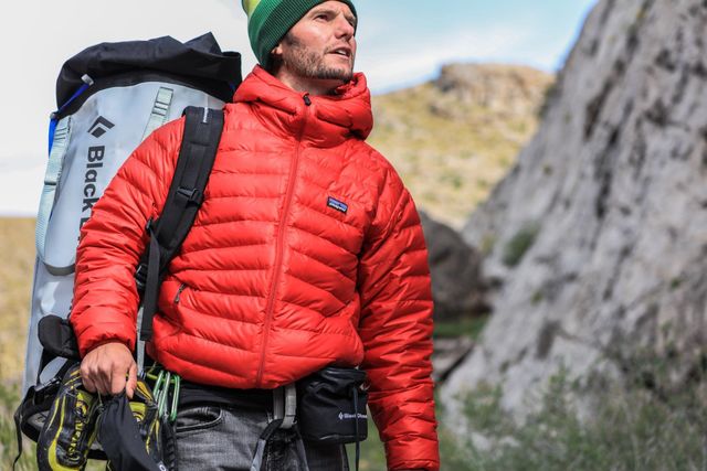 The Ysento Men's Hiking Pants Are an  Must-have