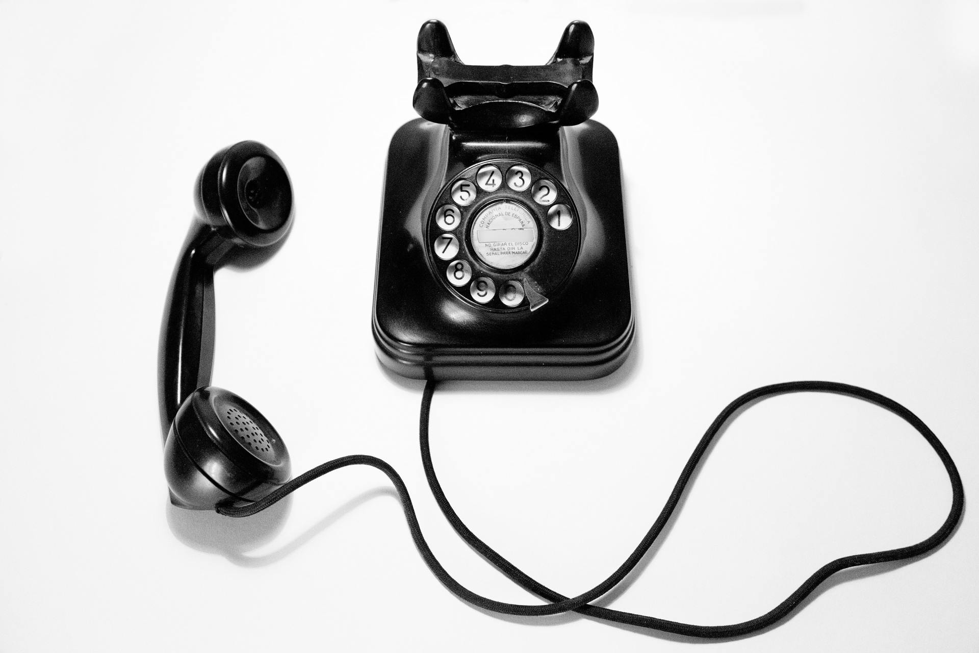 Political Phone Calls and Political Texts